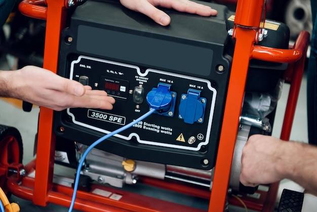 Jak czytać tabliczkę znamionową silnika elektrycznego i nie popełnić błędu?