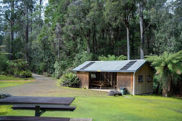Jak samemu zrobić magazyn energii w domu?