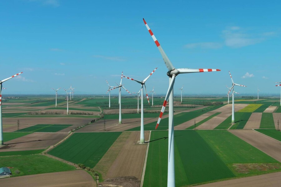 Ile kosztuje turbina wiatrowa 5kW i na co zwrócić uwagę przy wyborze?