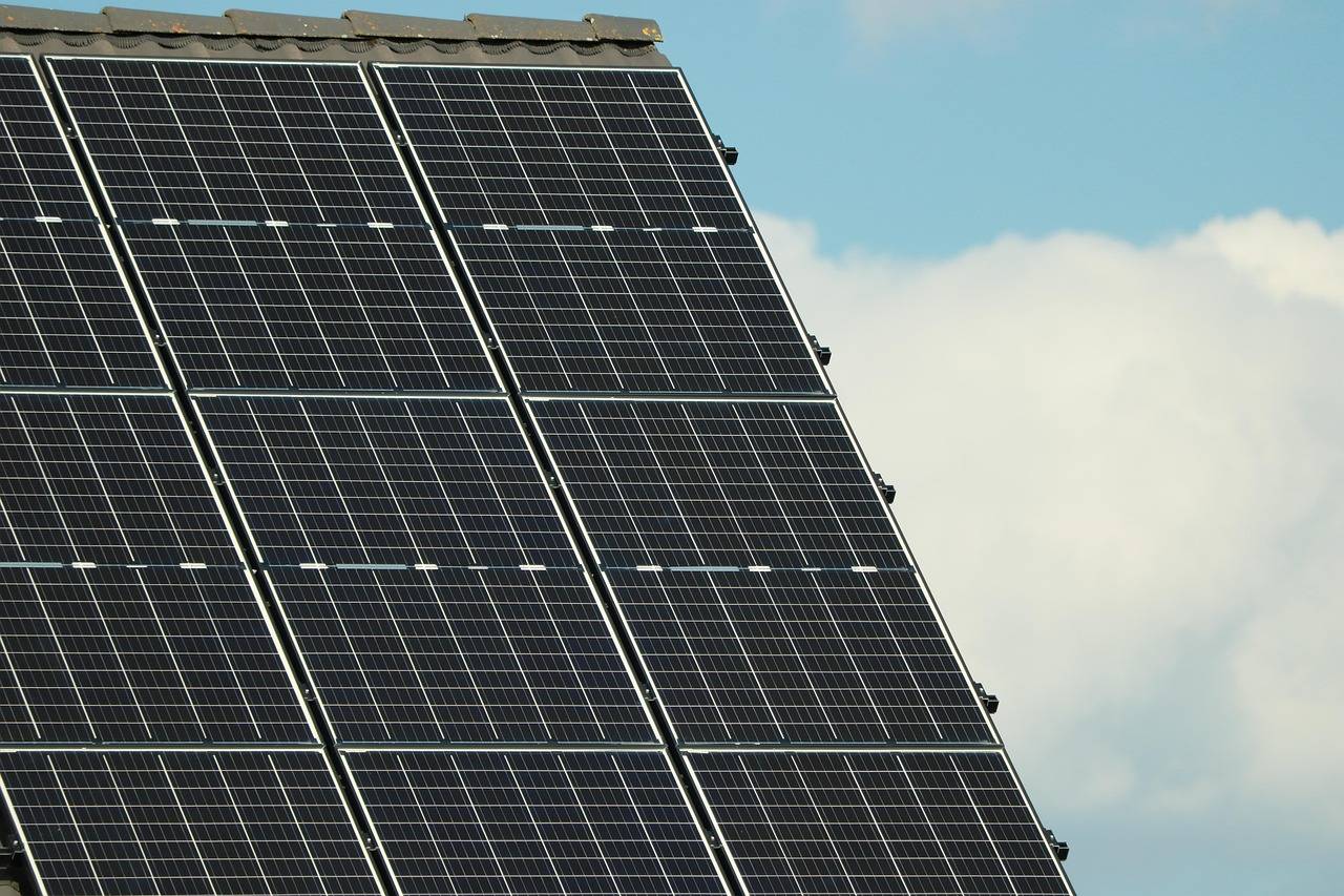 Ile kosztuje bank energii do fotowoltaiki i czy warto go mieć?